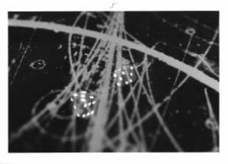 MICHALS, DUANE >Einstein was wrong. God does play dice with the Universe.< 1998 6 Silber-Gelantine Fotografien mit handgeschriebenem Text, 5-teilig, Edition 1/25, je 12,7 x 17,7cm Courtesy Galerie Clara Maria Sels, Düsseldorf