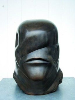 Bühl, Hede *1940 »Kopf«, 1988 Bronze 33 x 25 x 33 cm Exemplar 8/8 (1. E.A.) Besitz der Künstlerin
